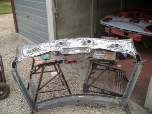 TR7-windscreen-frame-stripped