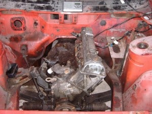 tr7-engine-ready-for-removal