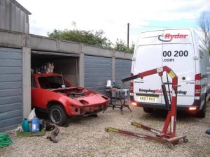 tr7-engine-removal