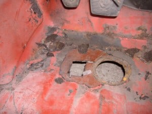 tr7-footwell-rust-repair