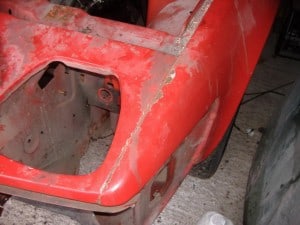 tr7-front-wing-rust-2