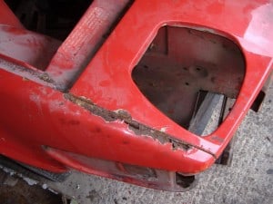 tr7-front-wing-rust