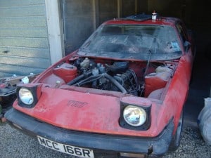 tr7-ready-for-engine-removal