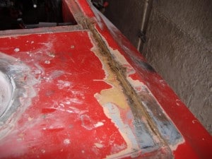 tr7-rear-deck-rust