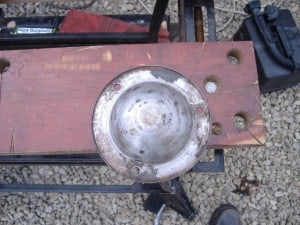 tr7-suspension-strut-cap-stripped